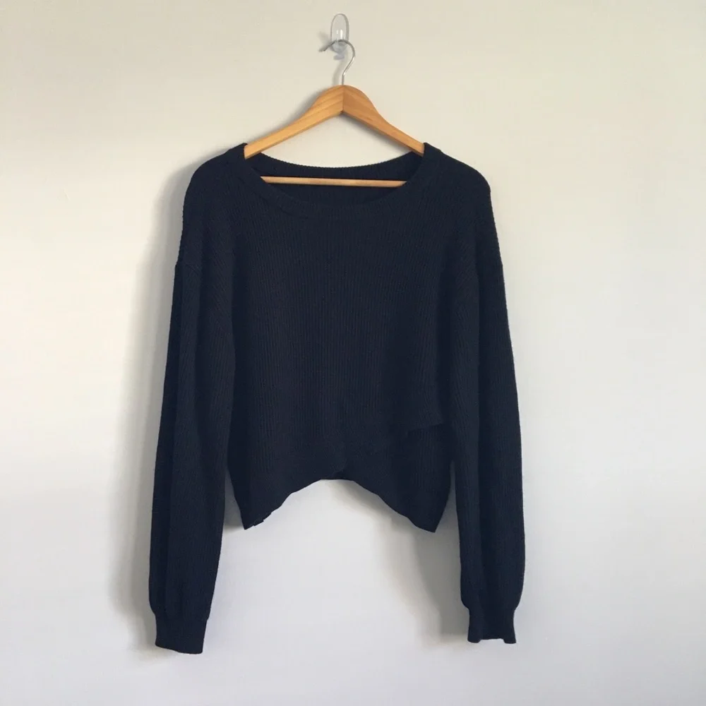 lululemon | black knit crop sweater, so comfy! - Picture 1 of 12